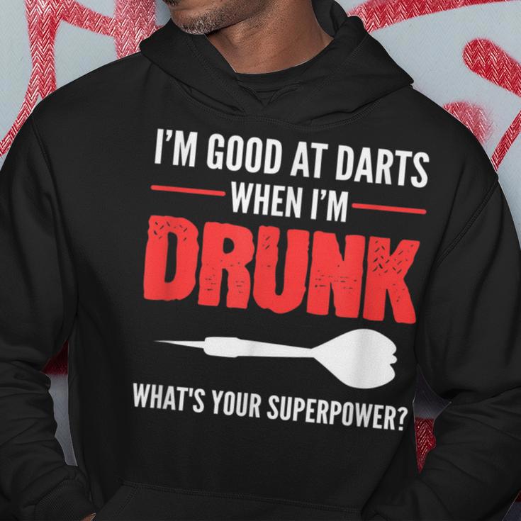 Gut In Darts Alkoholische Person Kapuzenpullover Lustige Geschenke