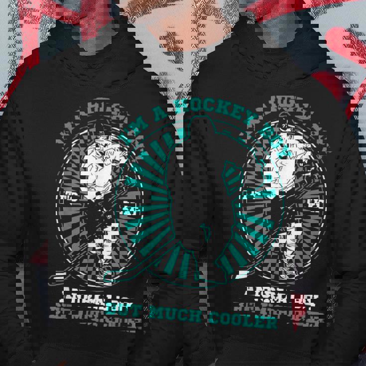 Hockey Sobre Hielo Soy Un Niño De Hockey Como Un Niño Normal Pero Mucho Más Fresco Sudadera Regalos divertidos