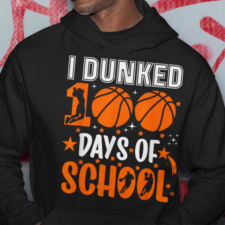 Ich Habe 100 Tage In Der Schule Eingetaucht Basketball 100 Tag Lehrer Kapuzenpullover Lustige Geschenke