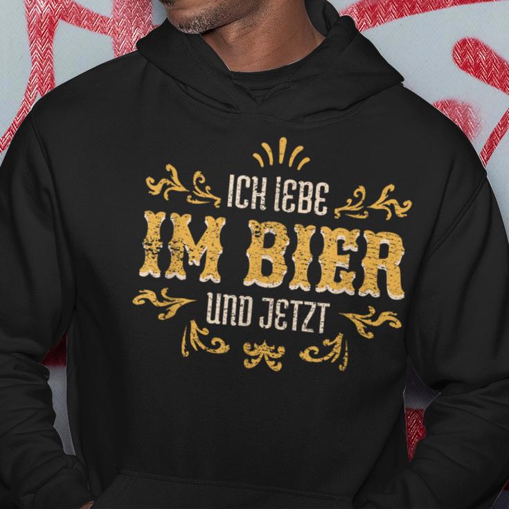 Ich Lebe Im Bier Und Jetzt Ich Lebe Im Kapuzenpullover Lustige Geschenke