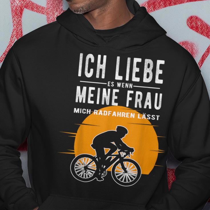 Ich Liebe Meine Frau Wenn Sie Mich Radfahren Lässt Lässt Kapuzenpullover Lustige Geschenke