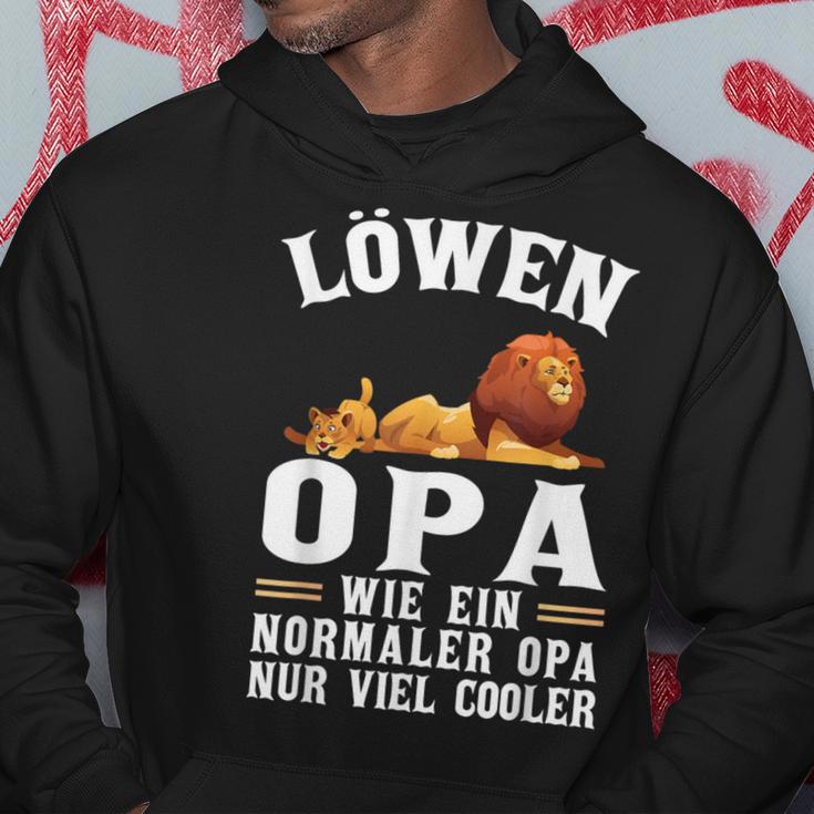 Löwen Opa Wie Ein Normaler Opa Wie Ein Normaler Kapuzenpullover Lustige Geschenke