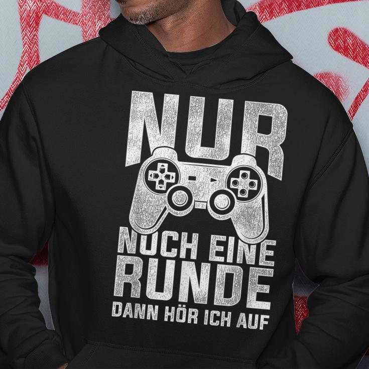 Nur Noch Eine Runde Dann Hör Ich Auf Gamer Gocker Kapuzenpullover Lustige Geschenke