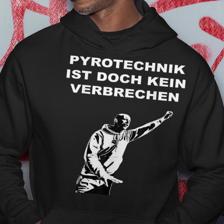 Pyrotechnik Ist Doch Keinerbrechen Meme Football Ultras Kapuzenpullover Lustige Geschenke