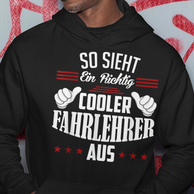 So Sieht Ein Richtig Coole Dahrehrer So Sieht Ein Richtig S Kapuzenpullover Lustige Geschenke