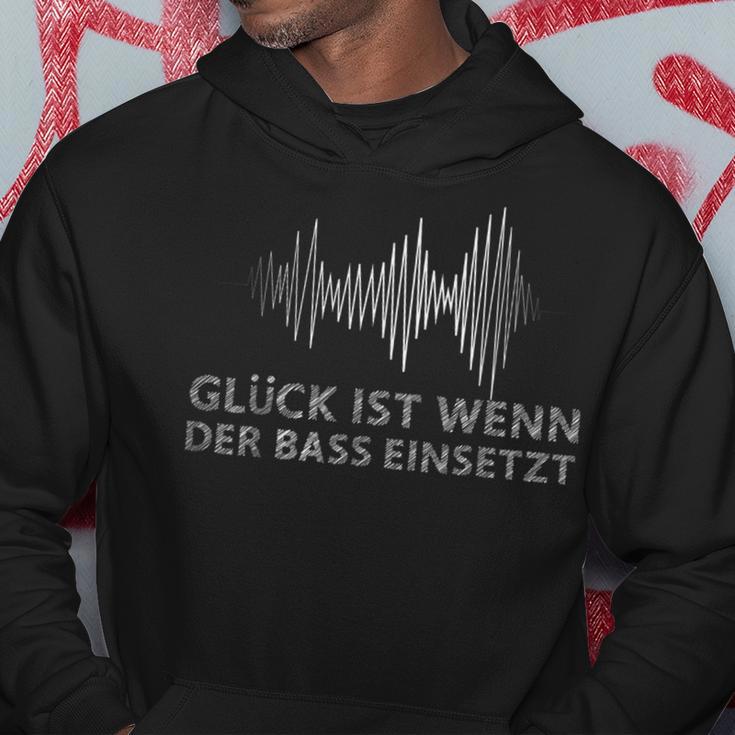 Techno Rave Hardtekk Glück Ist Wenn Der Bass Einsetzt Kapuzenpullover Lustige Geschenke