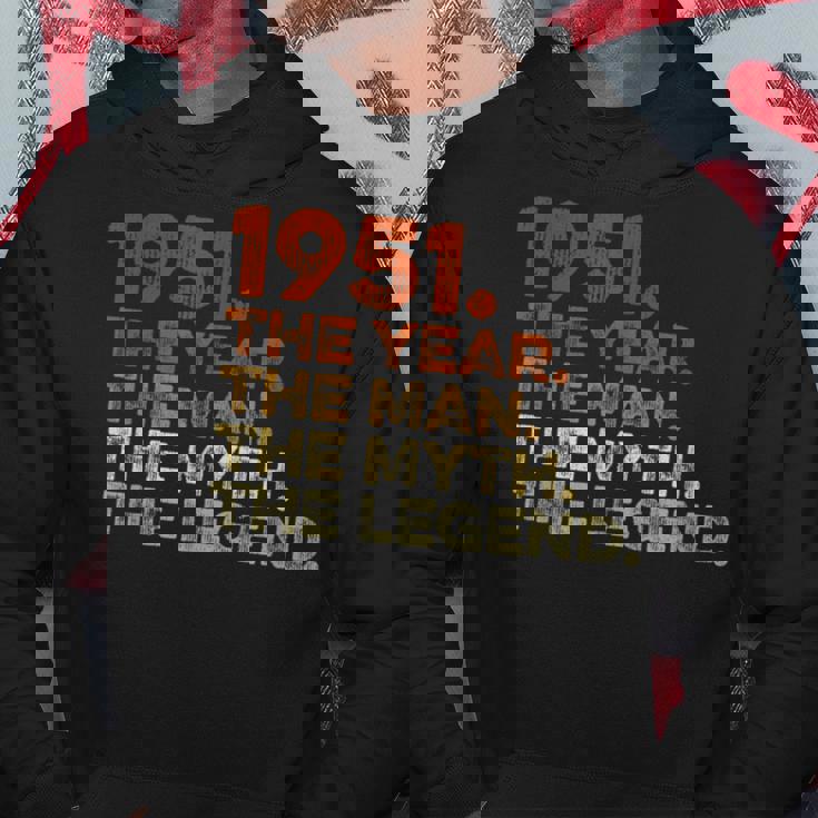 Uomo Compleanno Regalointage 1951 Year Man Myth Legend Felpa con cappuccio Regalos divertidos