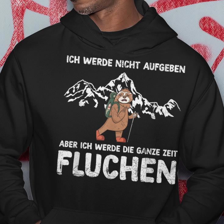 With Wandern Ich Werde Nicht Aufgeben Aber Die Ganz Zeit Sluchen Kapuzenpullover Lustige Geschenke