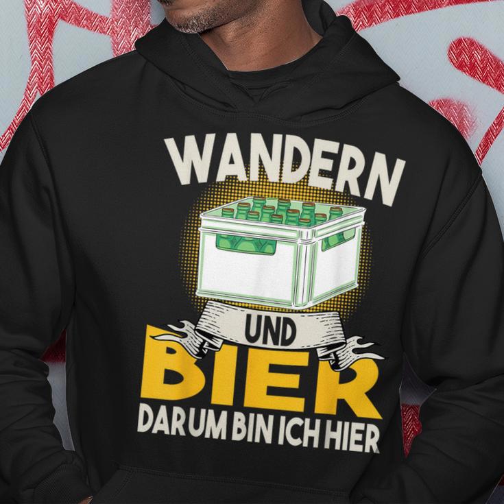 Wandern Und Bier Darum Bin Ich Hier Bierkasten Kapuzenpullover Lustige Geschenke