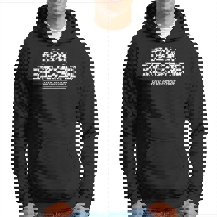 Équipe Ricard Nom De Famille Fier Cadeau De Nom De Famille Sweat à capuche