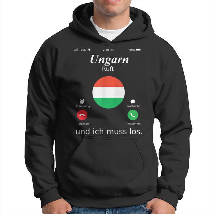 With Hungary Ruft Und Ich Muss Los Hungary Flag Kapuzenpullover