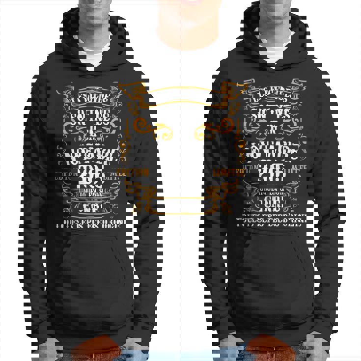 Les Legendes Sont Nees En Novembre 2005 18Th Birthday Men Sweat à capuche