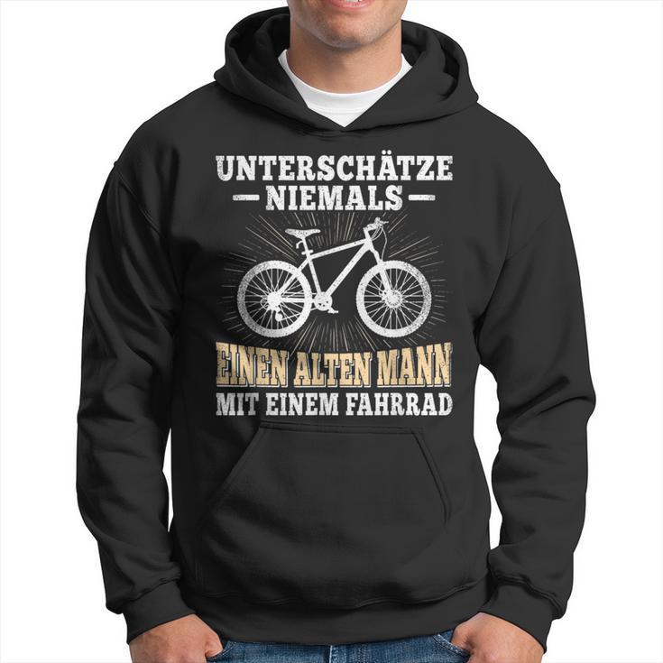 Unterschätze Niemals Ein Alten Mann Bicycle Cyclist Kapuzenpullover