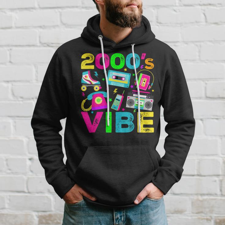 Sweat à Capuche Rétro Années 2000 - Design Vintage Avec Téléphone Portable Et Lecteur CD - Pour Fête à Thème, Cadeau Nostalgique - Hommes, Femmes, Ados