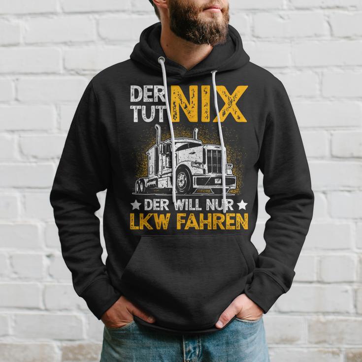 Der Tut Nix Der Will Nur Lkw Fahren The Tut Nix Der Will Kapuzenpullover Geschenke für Ihn