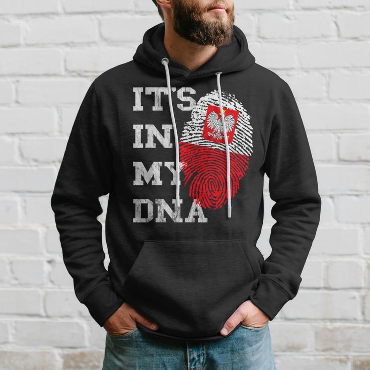 Es Ist In Meiner Dna Polska Genetik Polish Roots Poland Kapuzenpullover Geschenke für Ihn