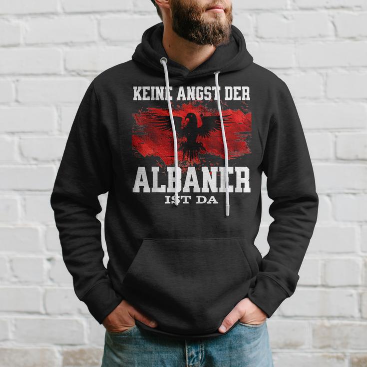 Keine Angst Der Albaner Ist Da Kapuzenpullover Geschenke für Ihn