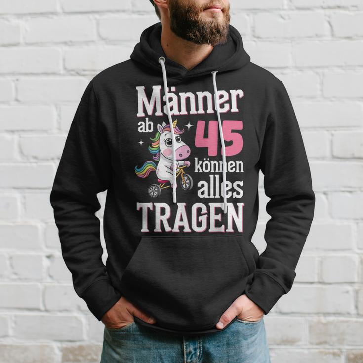 Männer Ab 45 Können Alles Tragen 45 Geburtstag Spruch Kapuzenpullover Geschenke für Ihn