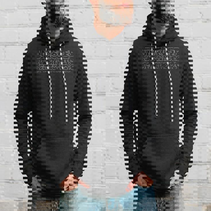 Non Diagnostiqué Mais Quelque Chose Est Définitivement Mauvais Sarcasme Sweat à capuche Cadeaux pour lui