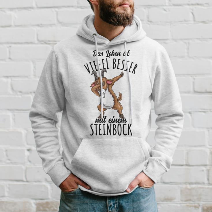 Das Leben Ist Besser Mit Einem Steinbock Kapuzenpullover Geschenke für Ihn