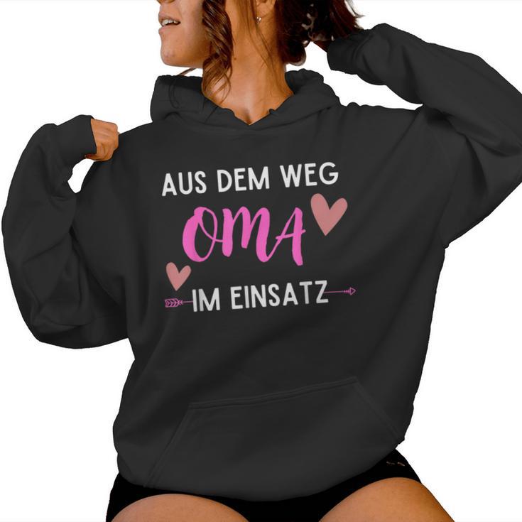 Grandma Aus Dem Weg Oma Im Einsatz Kapuzenpullover für Damen