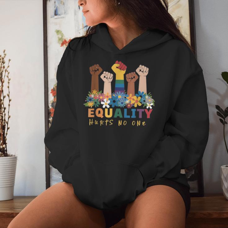 Gleichheit Schadet Niemandem Lgbtq Pride Human Rights Women Kapuzenpullover für Damen Geschenke für Sie