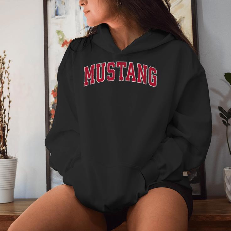 Mustang Oklahoma Okintage Sports Red S Kapuzenpullover für Damen Geschenke für Sie