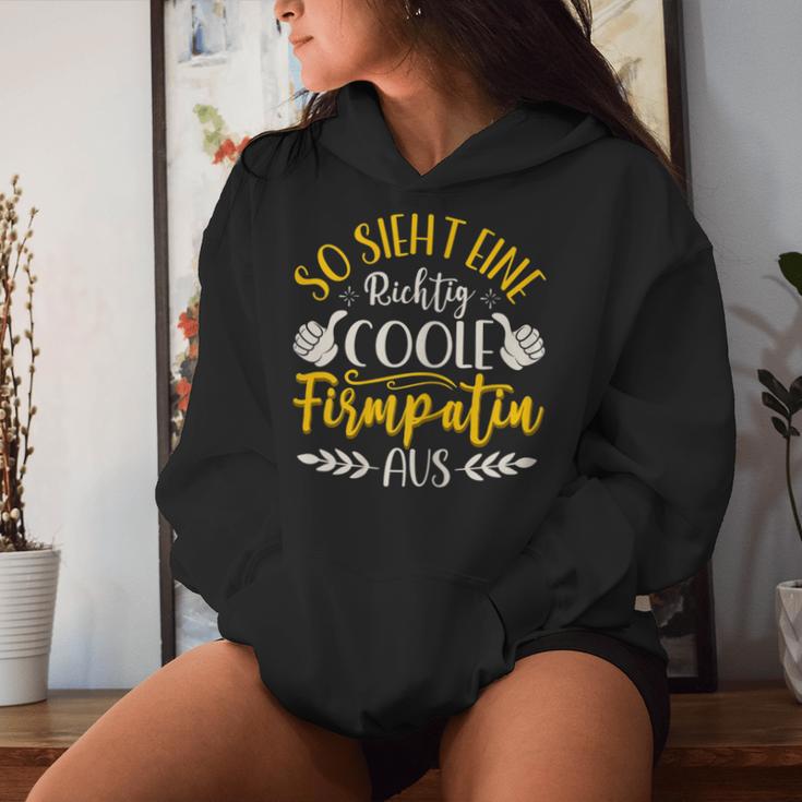 Women's So Sieht Eine Wirklich Coole Firmpatin Aus Kapuzenpullover für Damen Geschenke für Sie