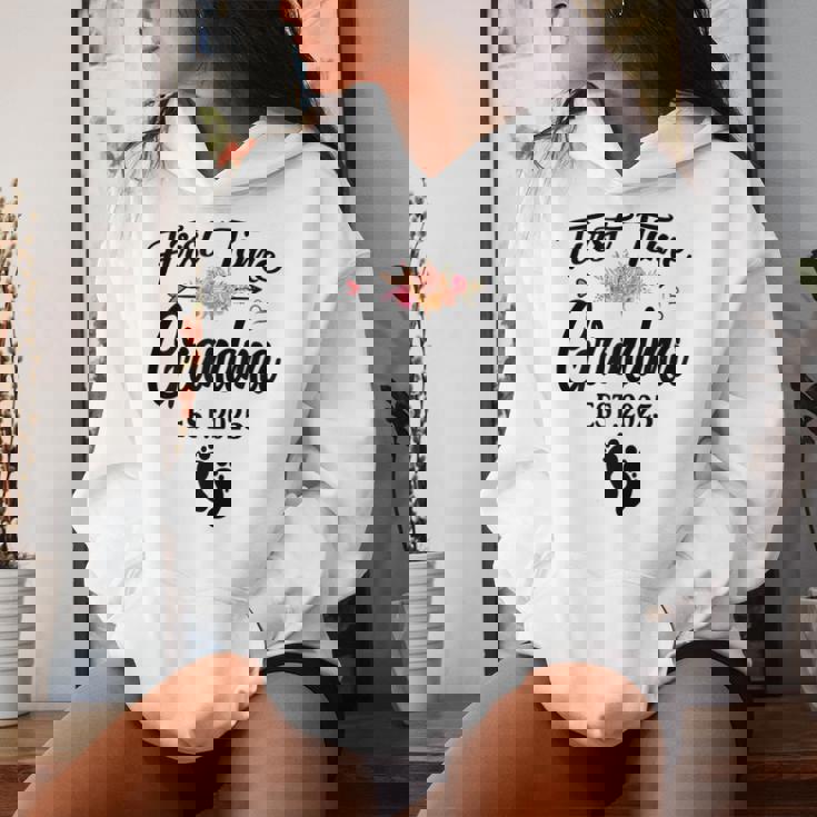 First Time Grandma 2025 Promoted To Grandma 2025 Women Hoodie Gifts for Her