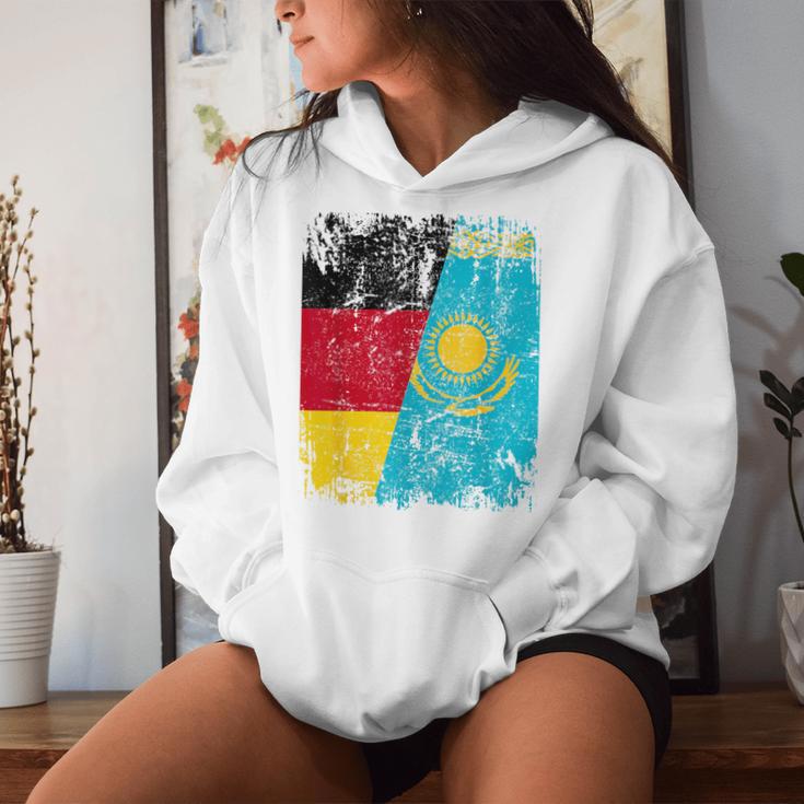 Kazakhstan Germany Flag Children Kazakh Kapuzenpullover für Damen Geschenke für Sie