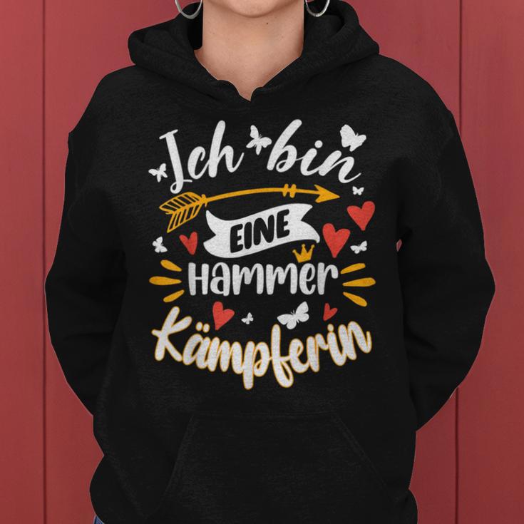 Eine Hammer Kämpferin Für Frauen Kämpferin Geschenk Kapuzenpullover für Damen