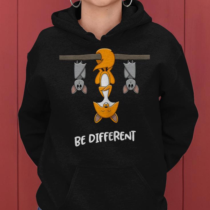 Women's Be Different Bat Fox S Kapuzenpullover für Damen