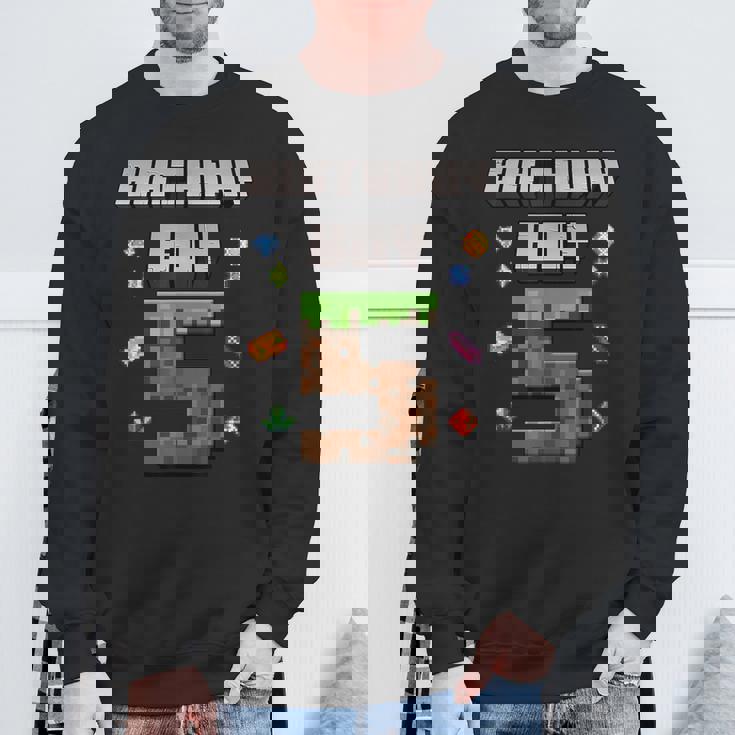5Th Birthday 5 Years Old Video Gamer Pixel Birthday Boys Sweatshirt Gifts for Old Men