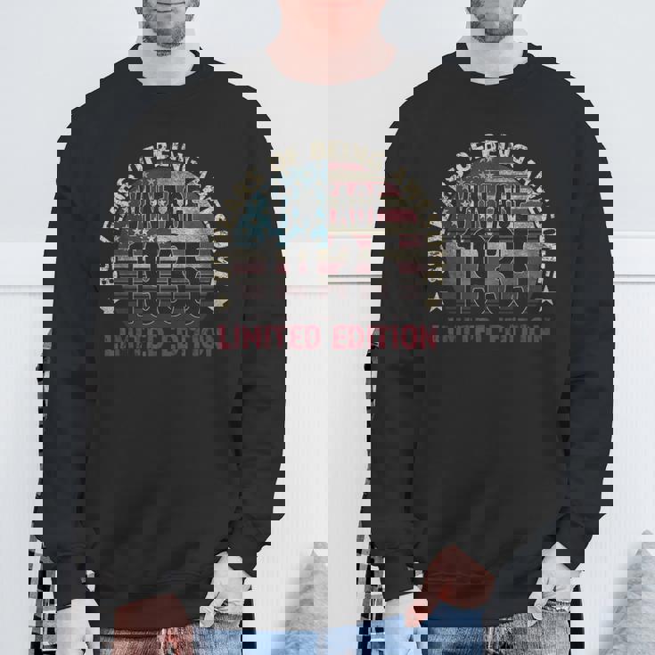 89Th Birthday Vintage Born 1935 Turning 89 Year Old Sweatshirt Gifts for Old Men