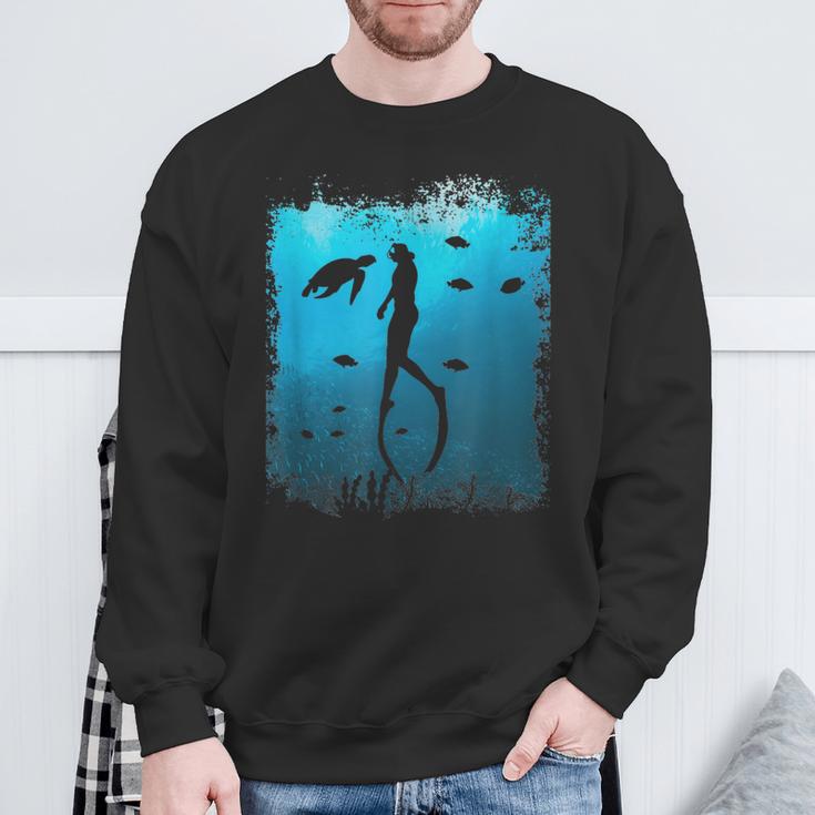 Apnoetdiving For A Snorkel Diver Sweatshirt Geschenke für alte Männer