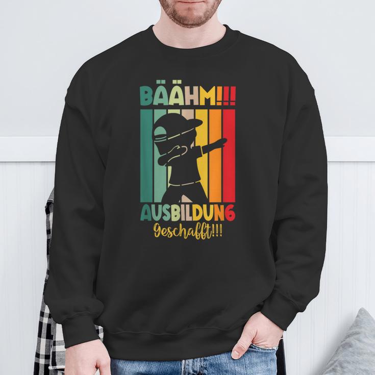 Ausbildung Bestanden Geschafft Ausbildung 2024 Sweatshirt Geschenke für alte Männer