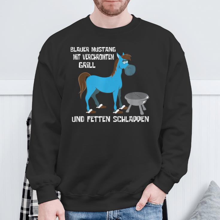 Blauer Mustang Miterchromtem Grill Und Fetten Schlappen Sweatshirt Geschenke für alte Männer