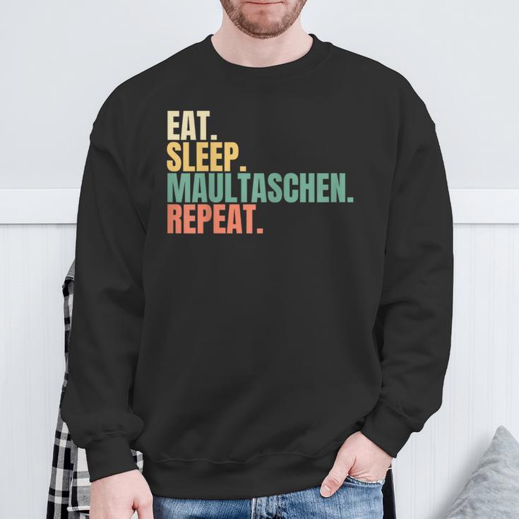 Eat Sleep Muzzle Repeat Sweatshirt Geschenke für alte Männer