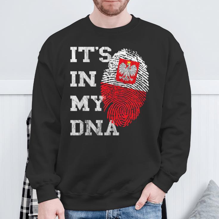 Es Ist In Meiner Dna Polska Genetik Polish Roots Poland Sweatshirt Geschenke für alte Männer