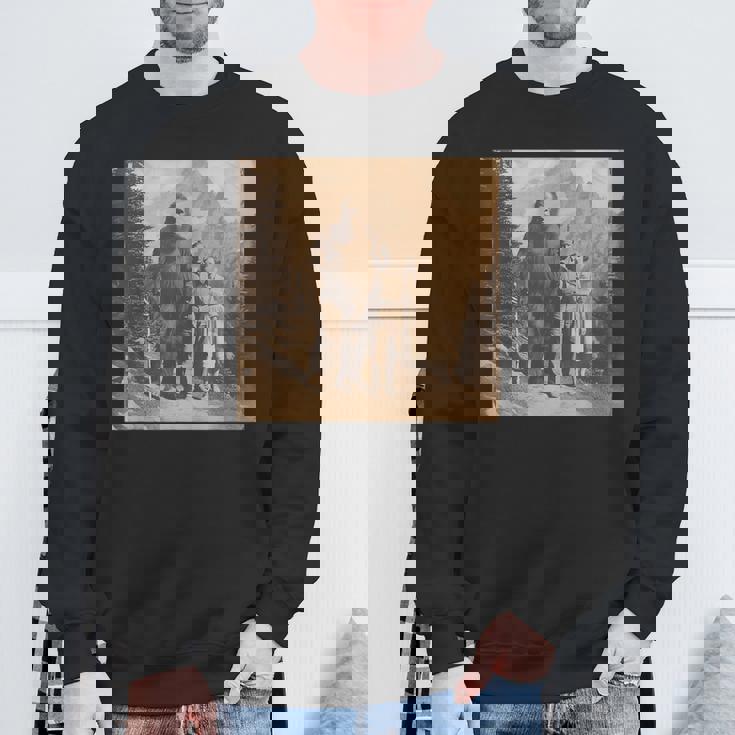 Bigfoot Photo Vintage Hiking Sasquatch Bigfoot Fans Sweatshirt Gifts for Old Men