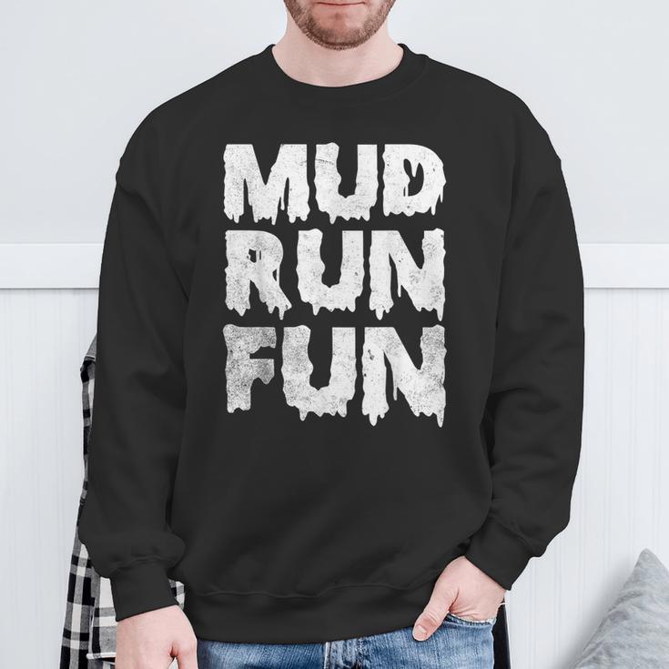 Mud Run Fun Sweatshirt Geschenke für alte Männer