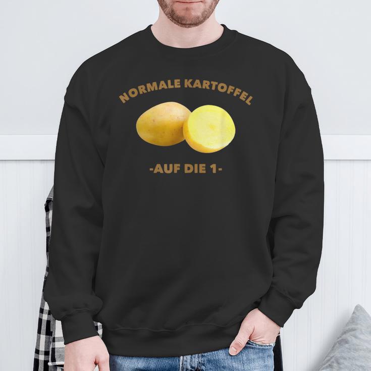 Normal Potatoes On Die 1 Meme Sweatshirt Geschenke für alte Männer