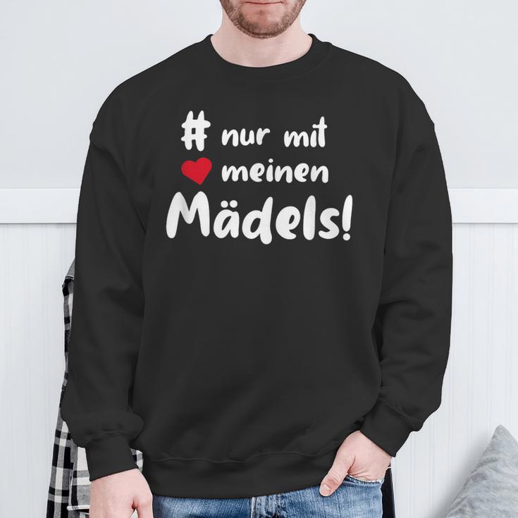 Nur Mit Meine Mädels Stammtischerein Clique Group Sweatshirt Geschenke für alte Männer