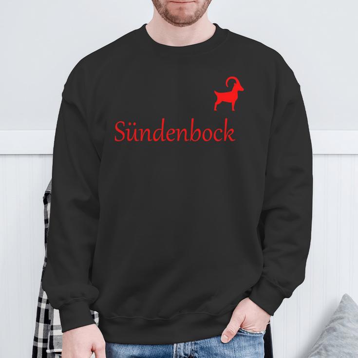 Sündenbock Für Alle Die Gerne Die Schuld Auf Sich Nehmenbock Sweatshirt Geschenke für alte Männer