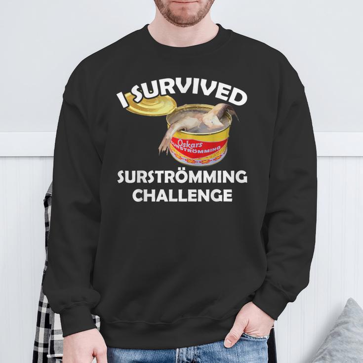 Surströmming I Survived Surströmming Challenge Sweatshirt Geschenke für alte Männer