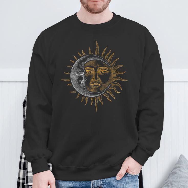 Vintage Astronomy Stars Sun Moon Planets Astronaut Sweatshirt Geschenke für alte Männer