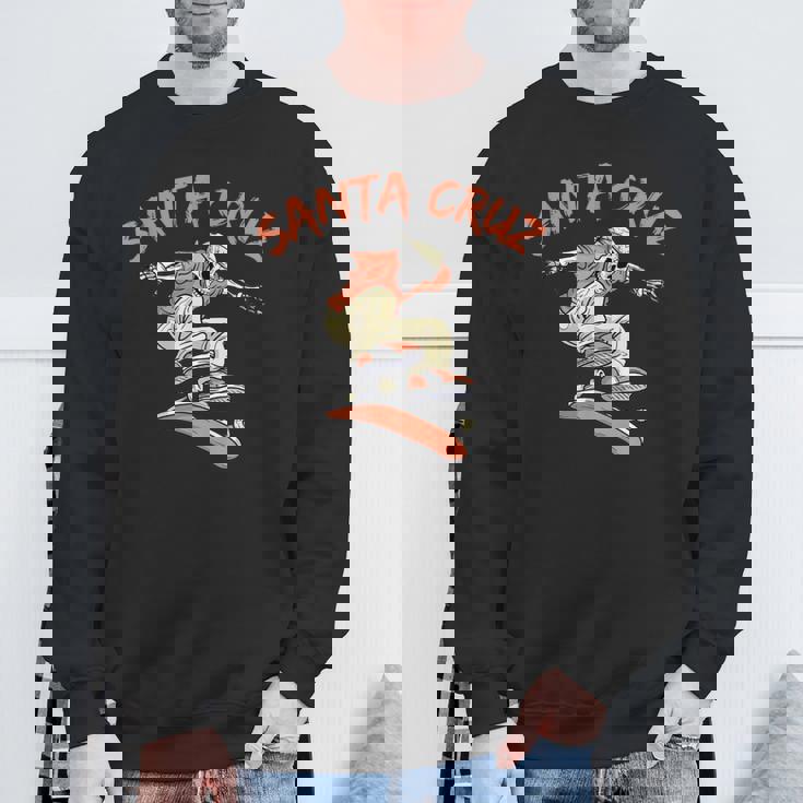 Vintage Santa Cruz California Esqueleto Skateboarder Camisa de entrenamiento Regalos para ancianos