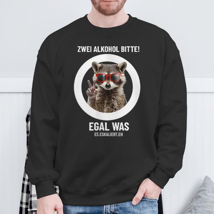 Zwei Alkohol Bitte Egal Was Es Escaliert Eh Sweatshirt Geschenke für alte Männer