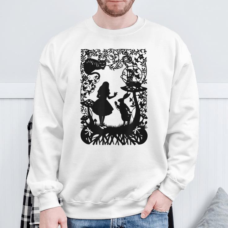 Alice In Wonderland With Cat And Rabbit S Sweatshirt Geschenke für alte Männer