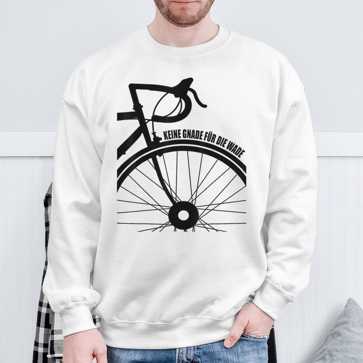 Fahrrad Reifen Rennrad Keine Gnade Für Die Wade Gray Sweatshirt Geschenke für alte Männer